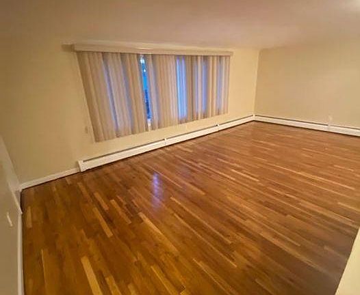 2nd image of 15507 Cohancy St Floor 2