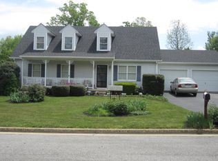 202 Forest Dr, Stuarts Draft, VA 24477