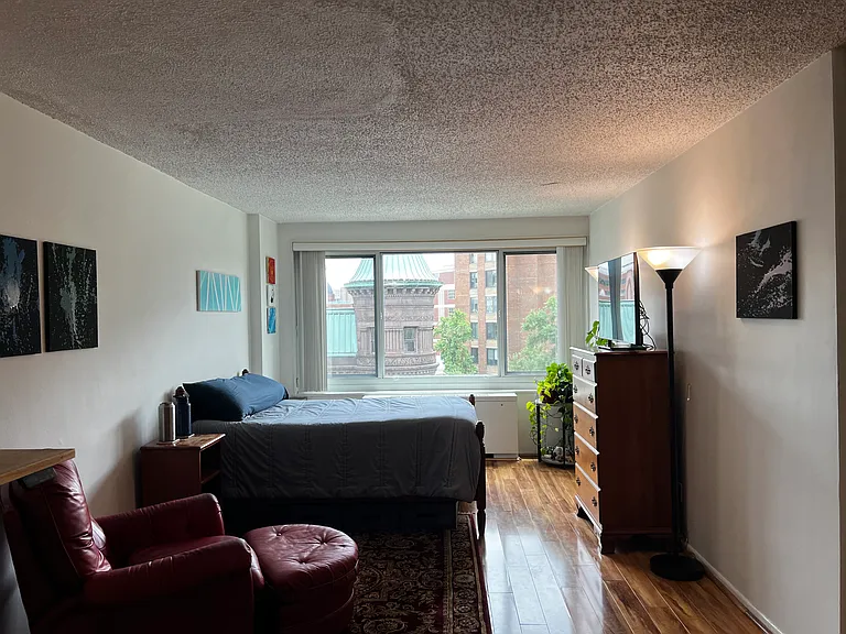 1330 New Hampshire Ave NW #709 — Photo 3