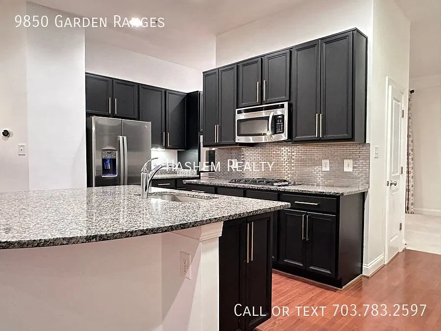 Welcome home to 9850 Garden Ranges!! — Photo 3