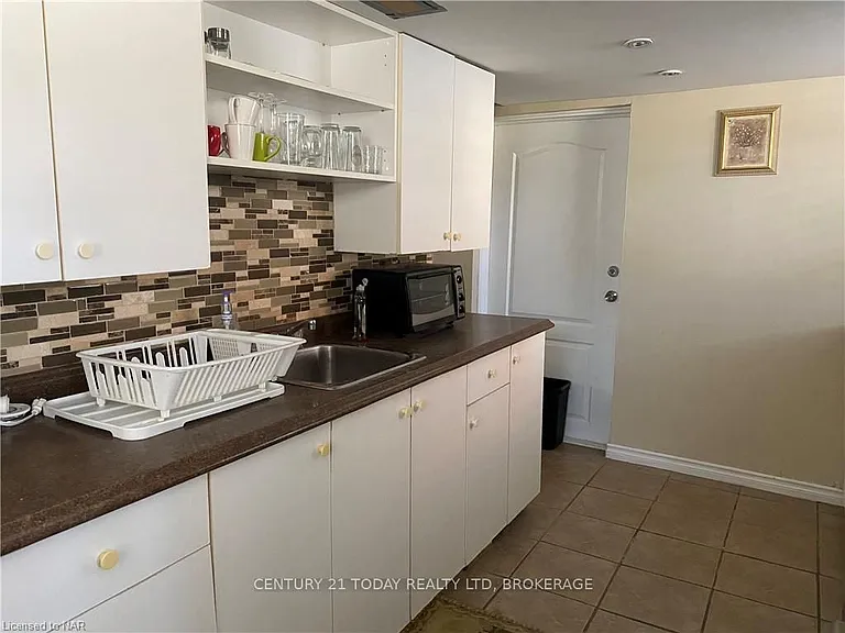 6042 Culp St #LOWER — Photo 7