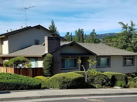 2nd image of 10379 Alpine Dr APT A