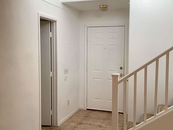 4th image of 7932 Dana Maple Ct