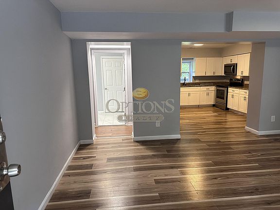 2nd image of 1596 Willowbrook Dr SW #1
