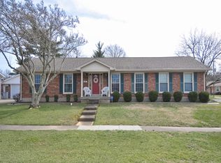 3222 Pomeroy Dr, Louisville, KY 40220