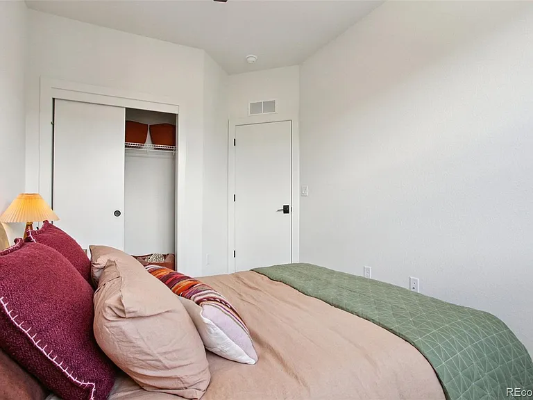 6751 Meade Ct — Photo 11