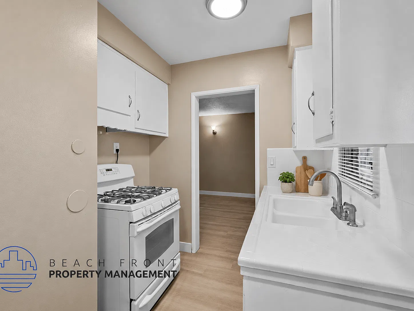 12726 S. Truro Ave. — Photo 1