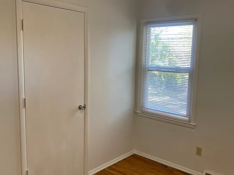 13126 Sycamore Ave — Photo 17