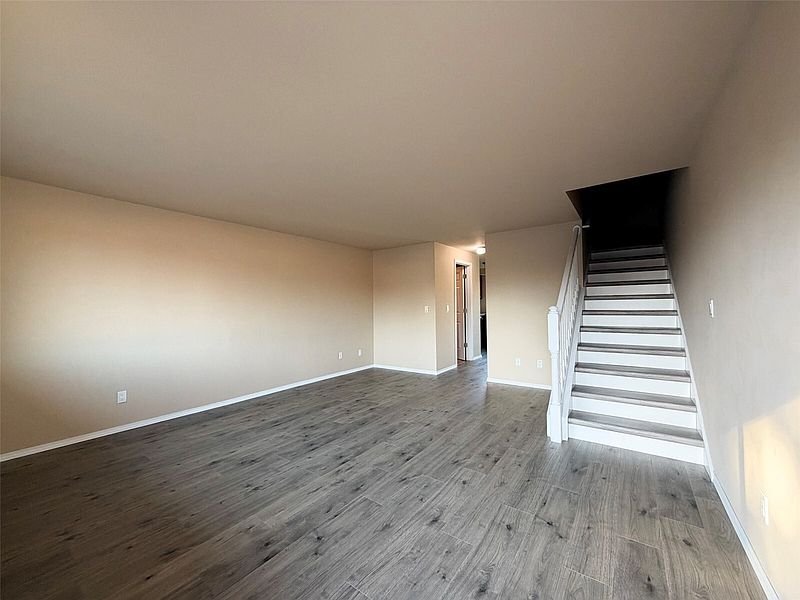 3rd image of 1529 E Division Street #13