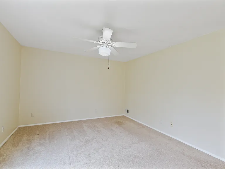 7822 Citadel Ct — Photo 18