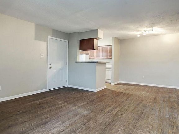 3rd image of 9550 Deering Dr APT 305