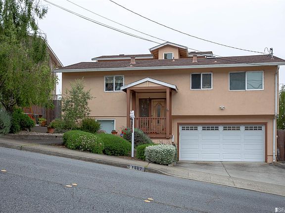 2nd image of 1467 Crespi Dr