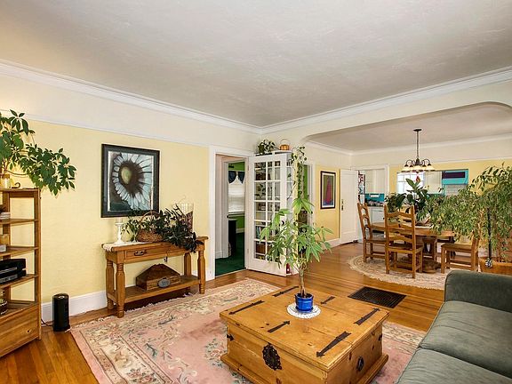 5th image of 1524 36th St