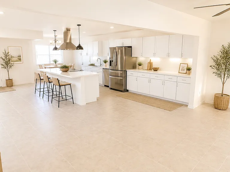 10722 W El Capitan Cir — Photo 3