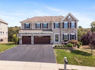 39 Trotter Ln, Clinton, PA 15026