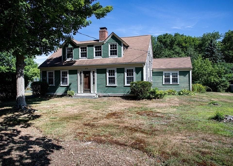 1st image of 272 Pond St