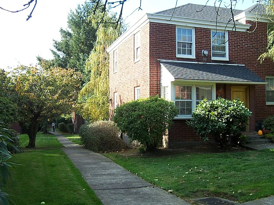 Sandycrest Terrace Apartments