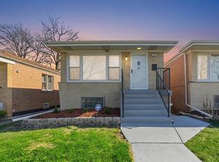2811 W 82nd St, Chicago, IL