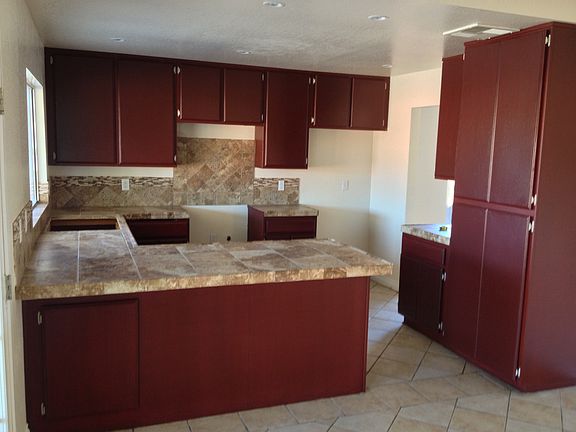 Sink and Stove in this week!