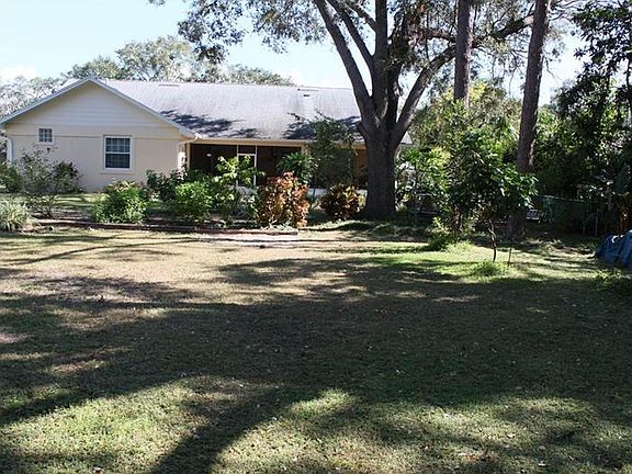 2nd image of 130 Temple Grove Dr
