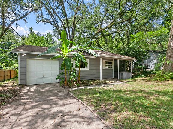 2nd image of 2646 Faversham Dr