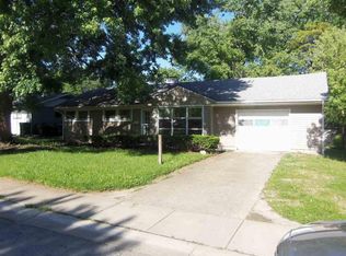 908 S 19th St, Richmond, IN 47374