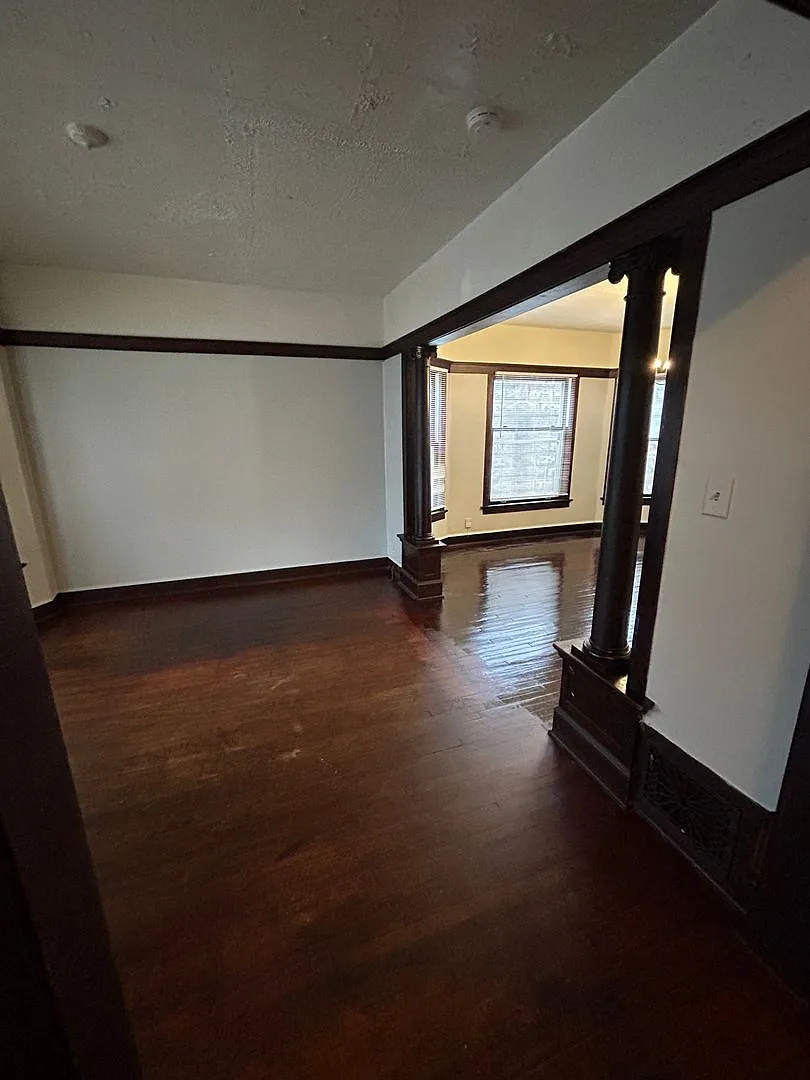 2621N15thK — Photo 1