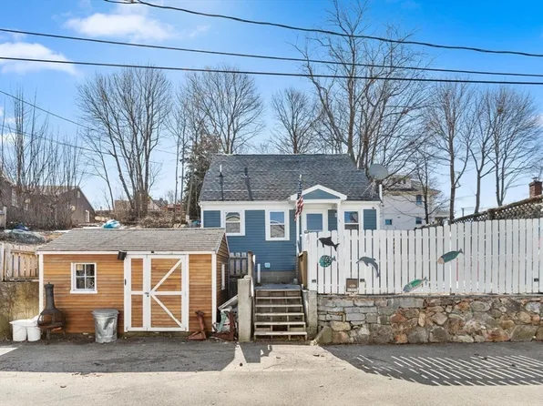 3 Rockland St, Gloucester, MA 01930