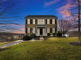 1028 Greenfield Dr, Canonsburg, PA 15317