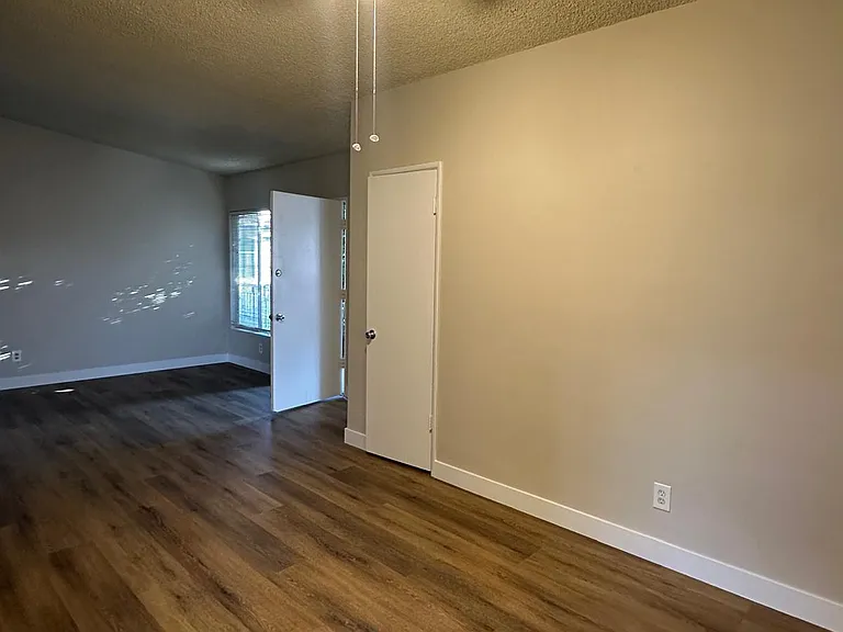 3719 Artesia Blvd #5 — Photo 16