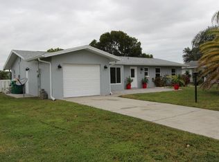 63 Golfview Rd N, Rotonda West, FL 33947