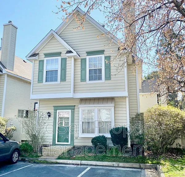 129 Watson Dr — Photo 1