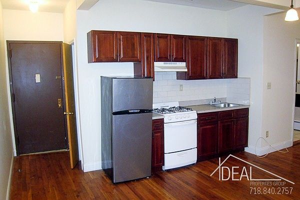 1st image of 65 Clifton Pl