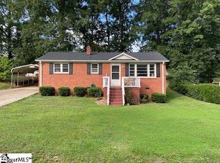 107 Pinehurst St, Taylors, SC 29687