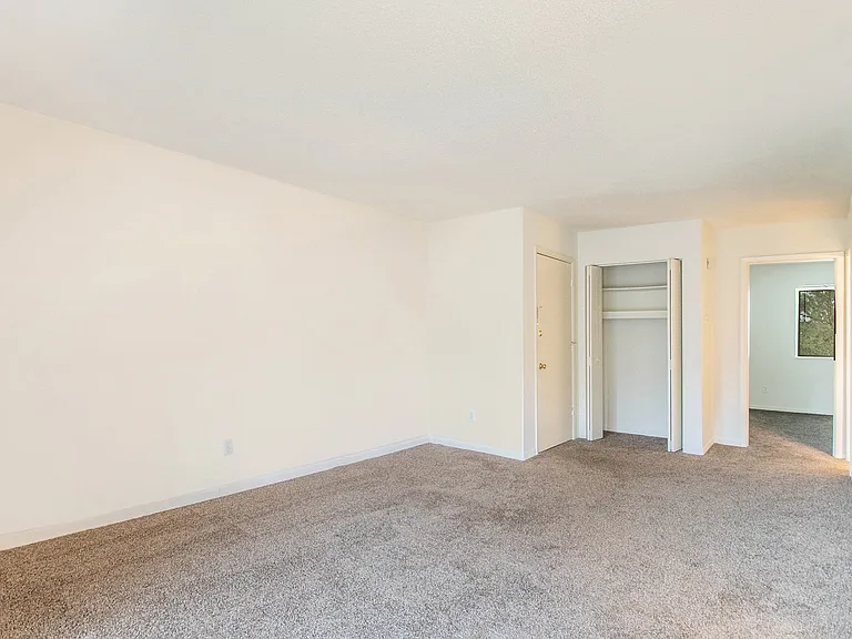 Windridge Apartments — Photo 38