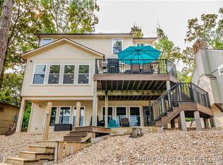 321 Crane Cove Dr, Sunrise Beach, MO 65079