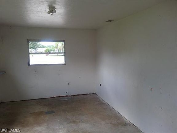 4th image of 433 Buena Vista Blvd
