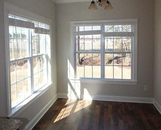 3rd image of 1805 Cambria Dr #A