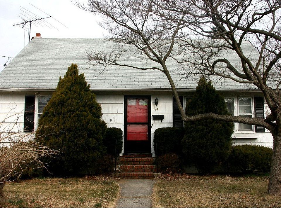 1st image of 21 Woodward St