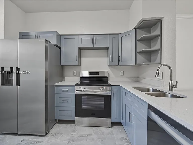 810 NE 212th Ter #5 — Photo 11