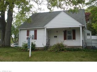 160 Rivercliff Dr, Milford, CT 06460