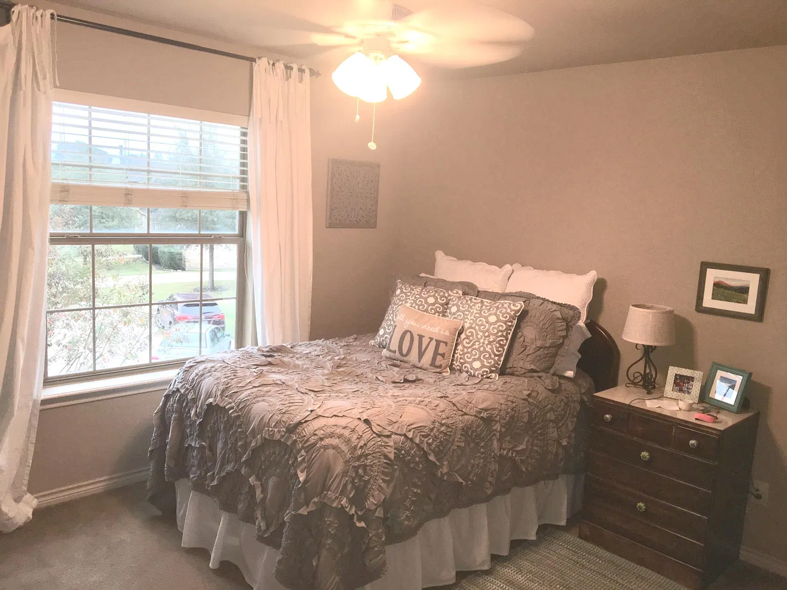 4 bed, 4.5 bath, 1842 sqft, $2,600 — Photo 3