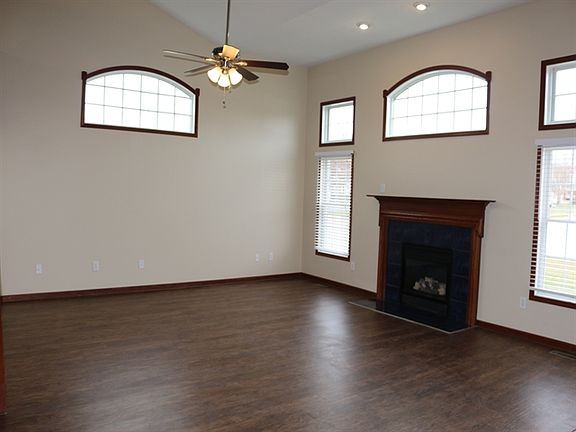 5th image of 9152 Appaloosa Dr