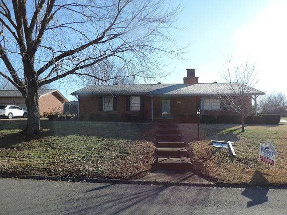 2nd image of 510 Tar Springs Dr