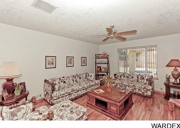 4th image of 141 Acoma Blvd S