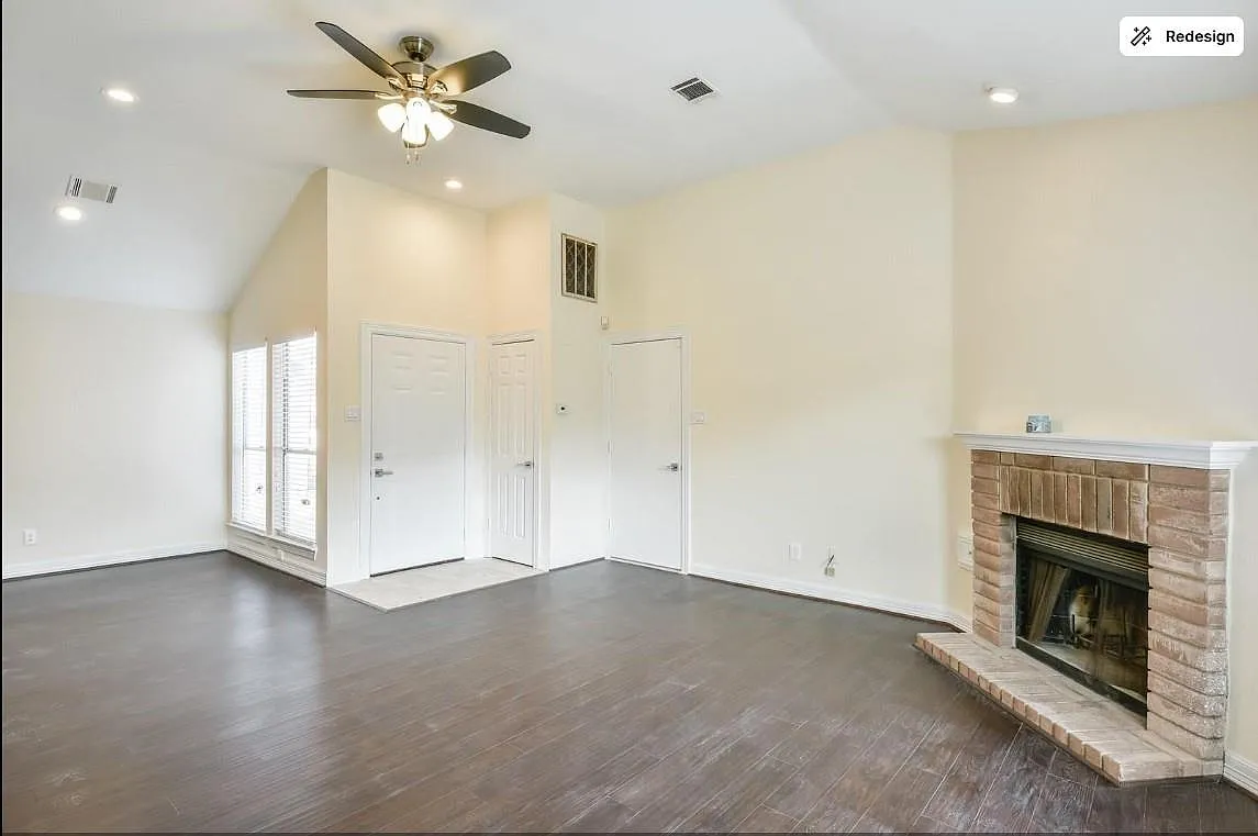 Building Photo - 6325 Southwood Ct N