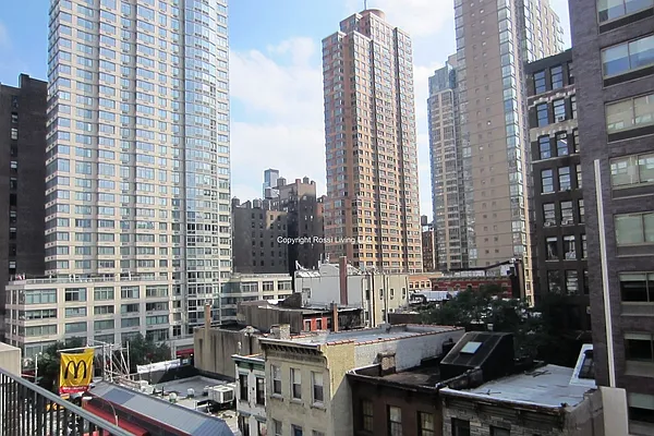 Rented by Rossi Living | media 52