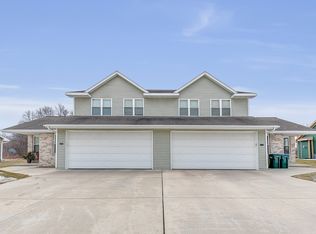 2086 River Point Ct, De Pere, WI 54115