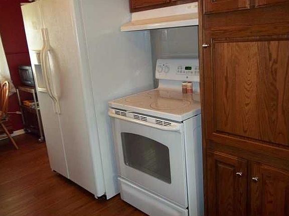 4th image of 3523 W 600 S