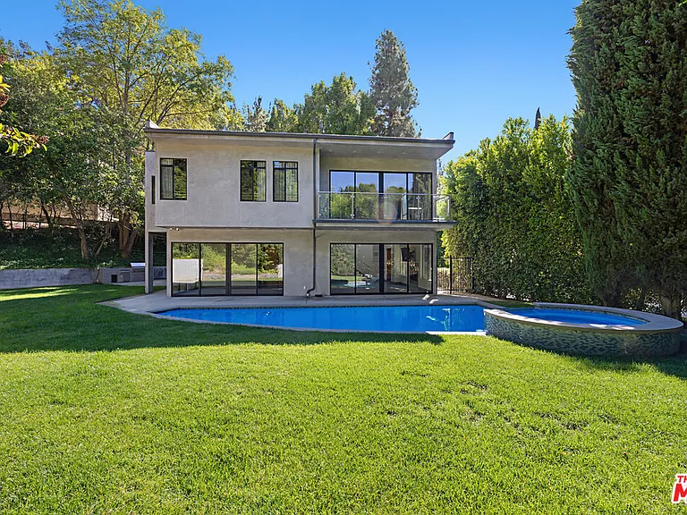 11200 Dona Lola Dr — Photo 3